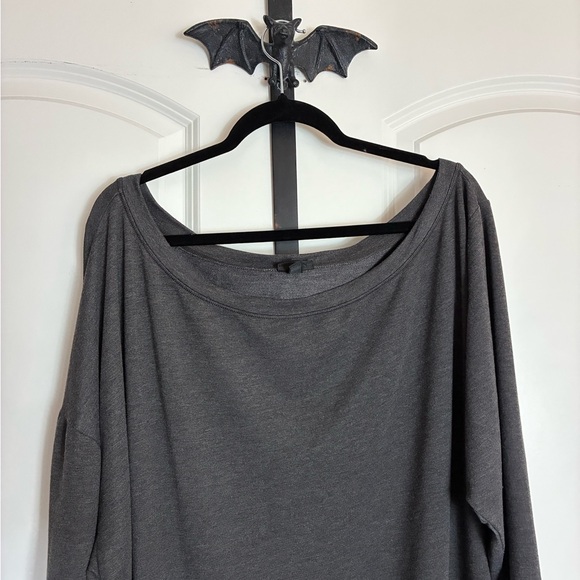 Torrid Off Shoulder Charcoal Gray Top Comfortable Material Stretch size 3X - Picture 5 of 12